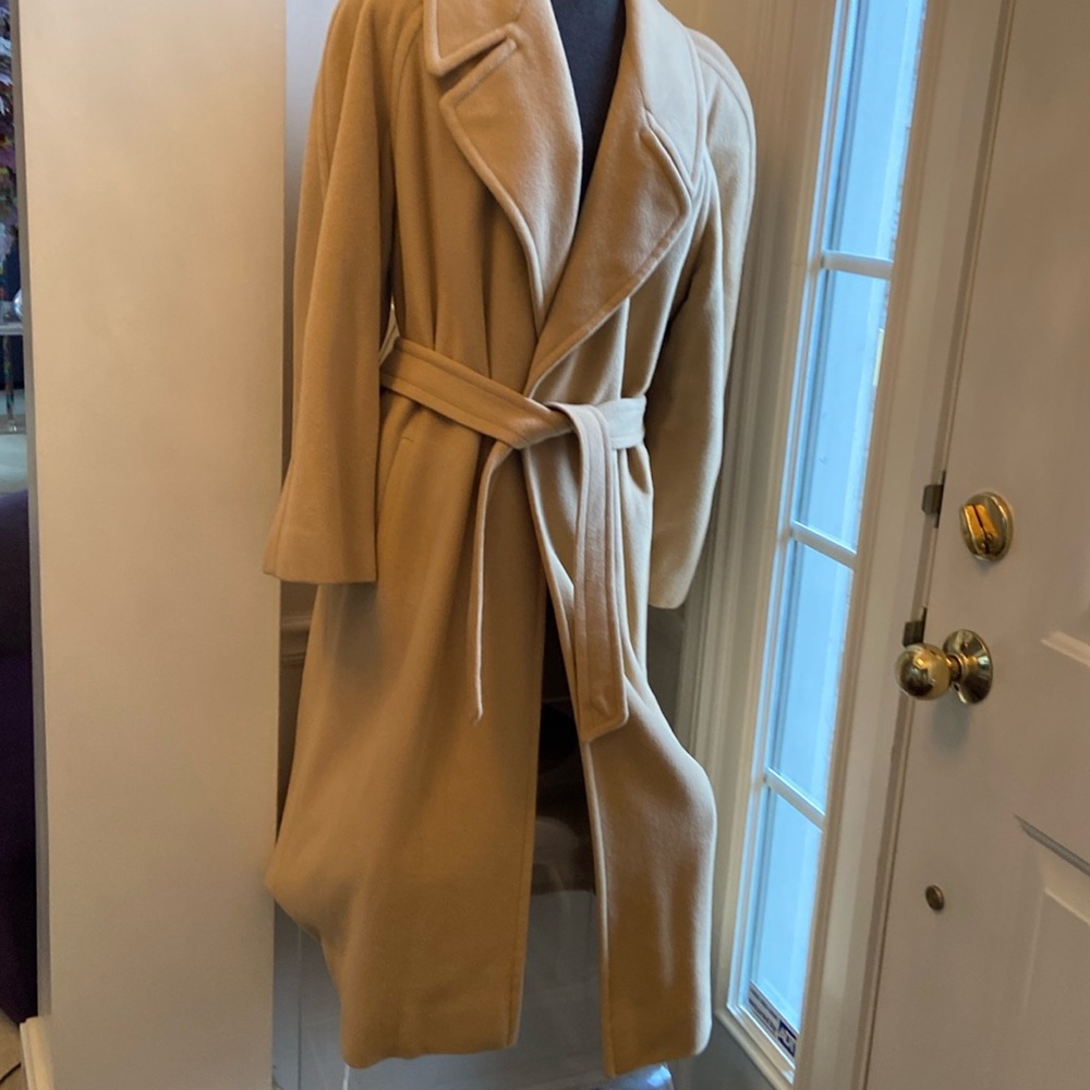 Neiman Marcus Regency 100% Cashmere Wrap Coat